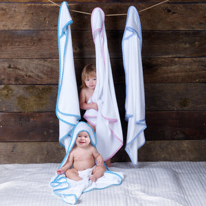 Large Hooded Towel with Gingham Trim and Washcloth - Gift Set for Kids